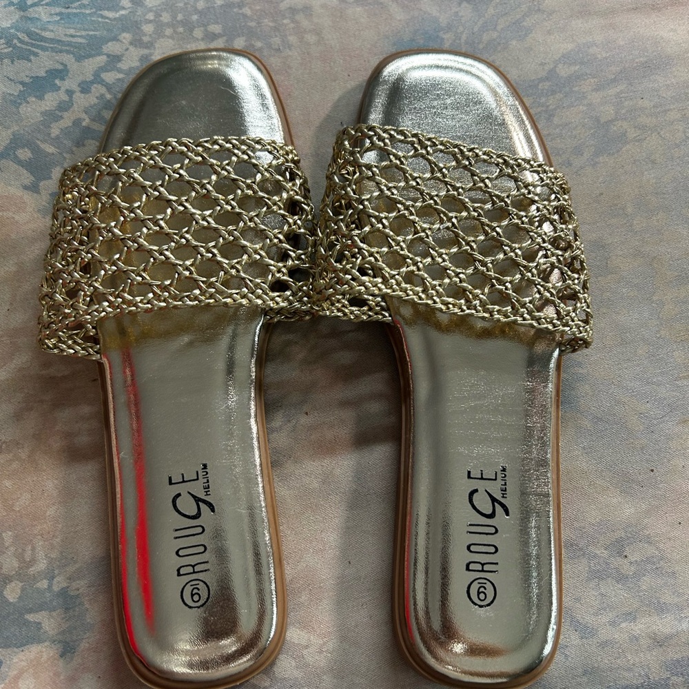 Rouge Helium Metallic Gold Woven Sandals